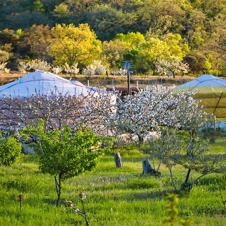 Glamping El Jardin De Las Delizias Valle Del Jerte (Adults Only) Casas del Castanar Exterior photo
