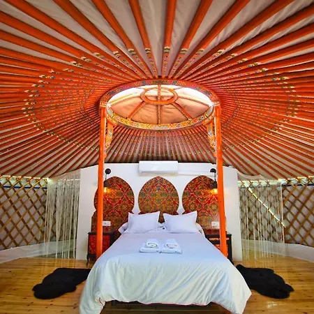 Glamping El Jardin De Las Delizias Valle Del Jerte (Adults Only) Casas del Castanar Exterior photo