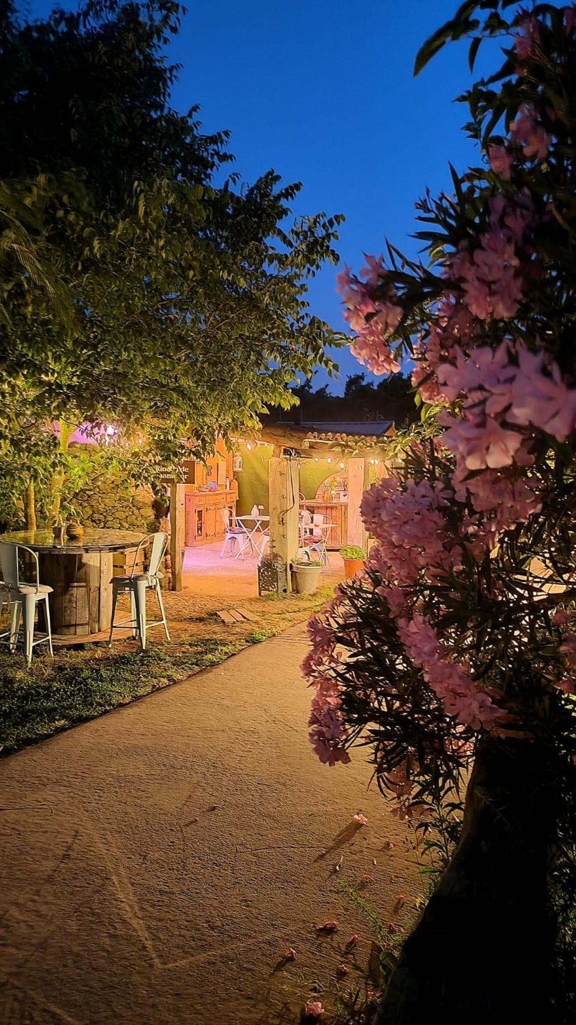 Glamping El Jardin De Delizias Valle Del Jerte (adults Only) Casas del Castañar